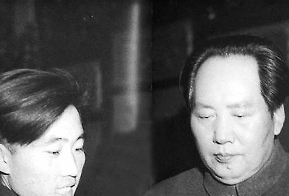 为何让全军进入一级戒备？元帅看后泪眼婆娑ayx爱游戏app体育主席最后一封电报(图5)