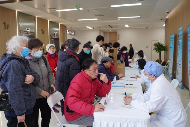康促进行动启动口腔健康核心知识点要记牢爱游戏app最新登录入口上海老年口腔健(图2)
